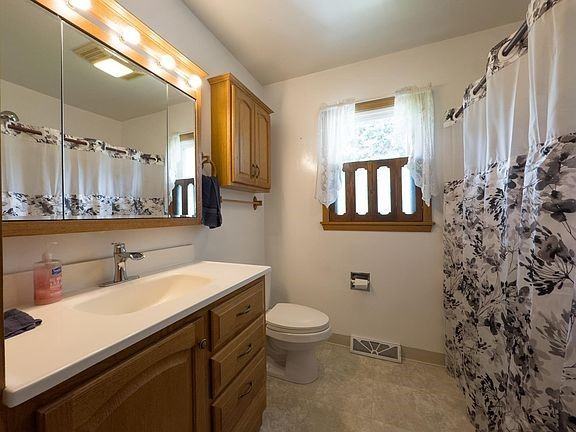 525 Maple Ln #NA - Photo 3 of 19