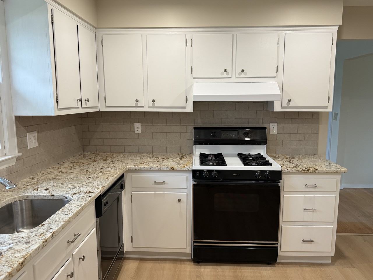 60 Red Coach Dr #NA - Photo 4 of 11