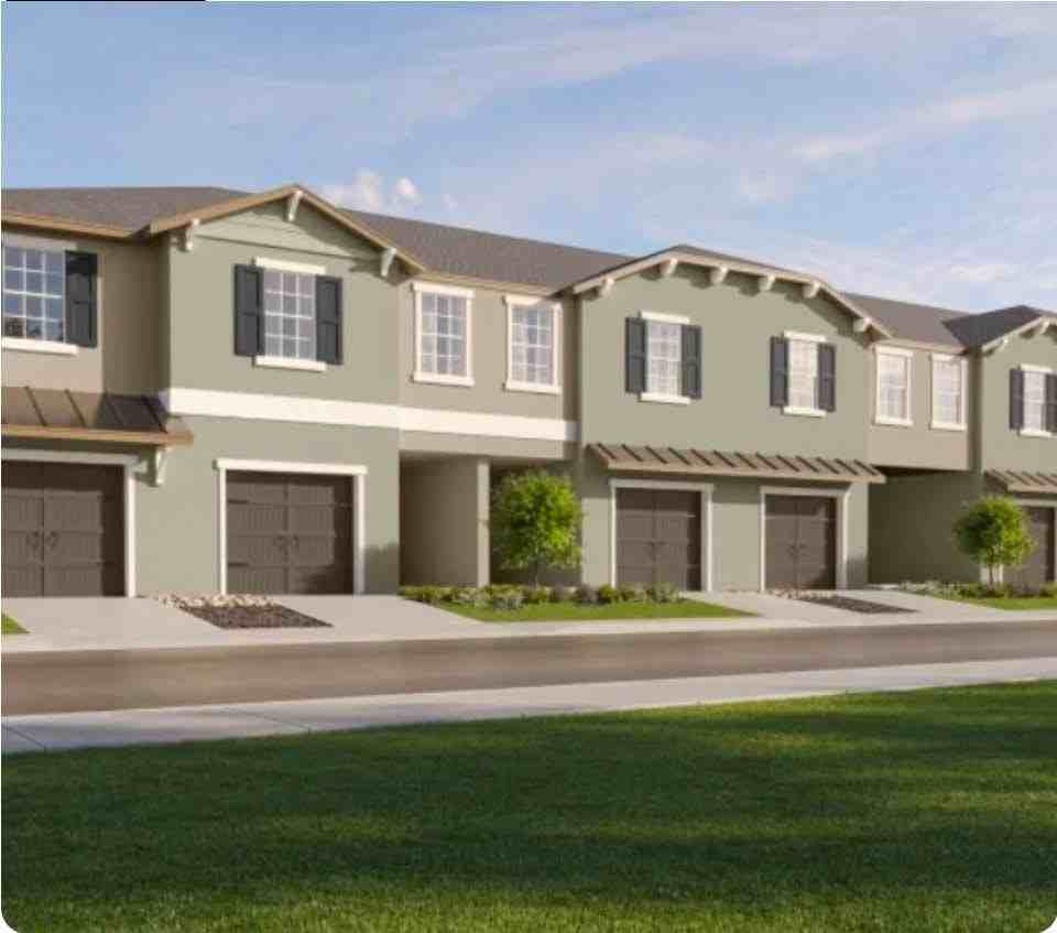 11041 65th Ter E - Photo 2 of 29