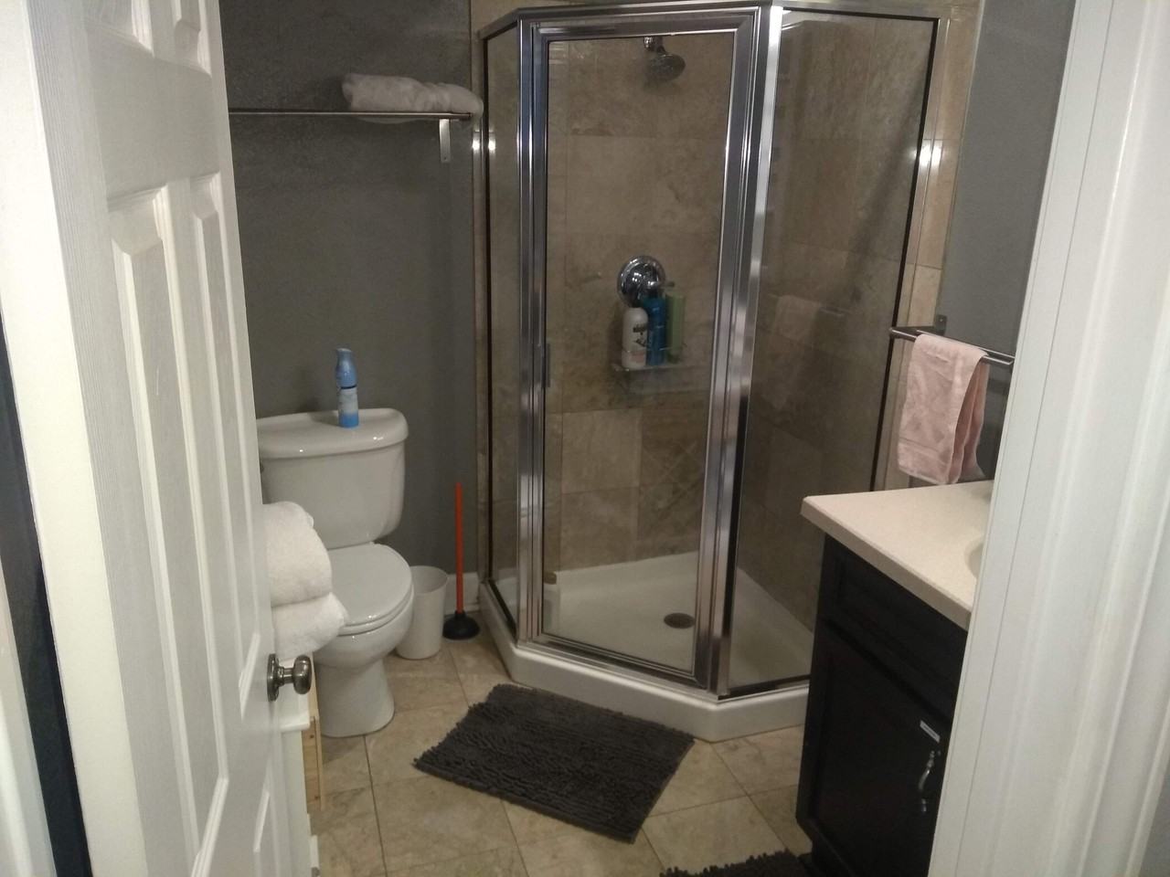 2415 N Vine St #NA - Photo 7 of 14