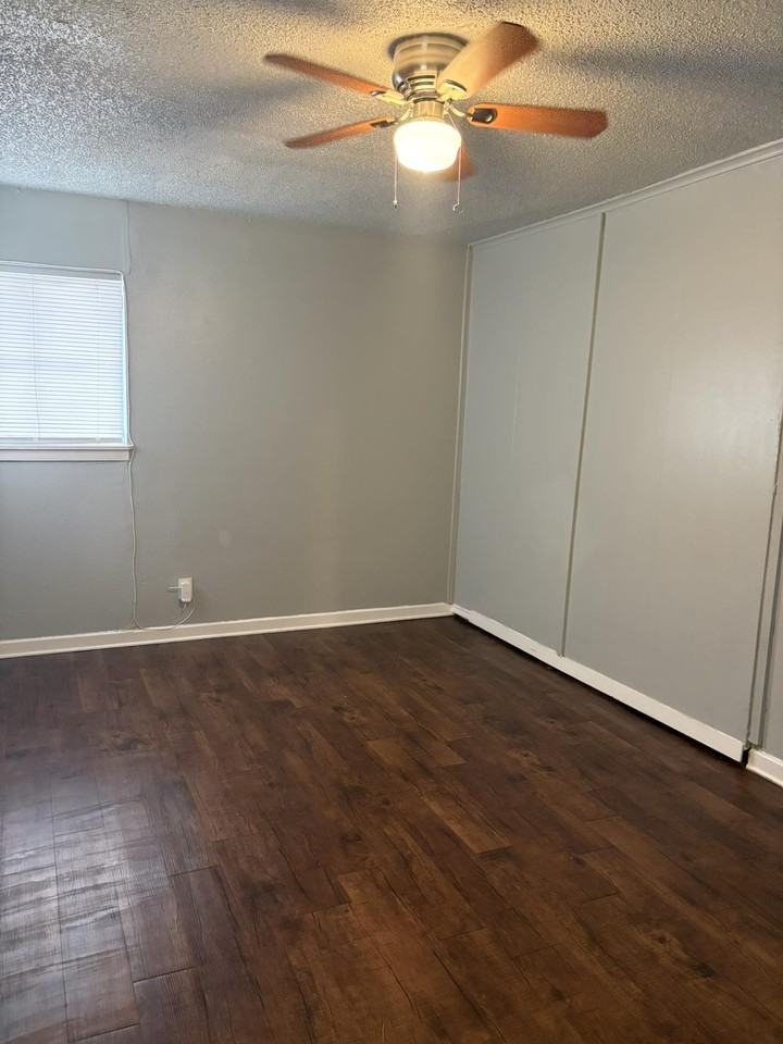 2125 Kingsdale Dr #NA - Photo 6 of 20