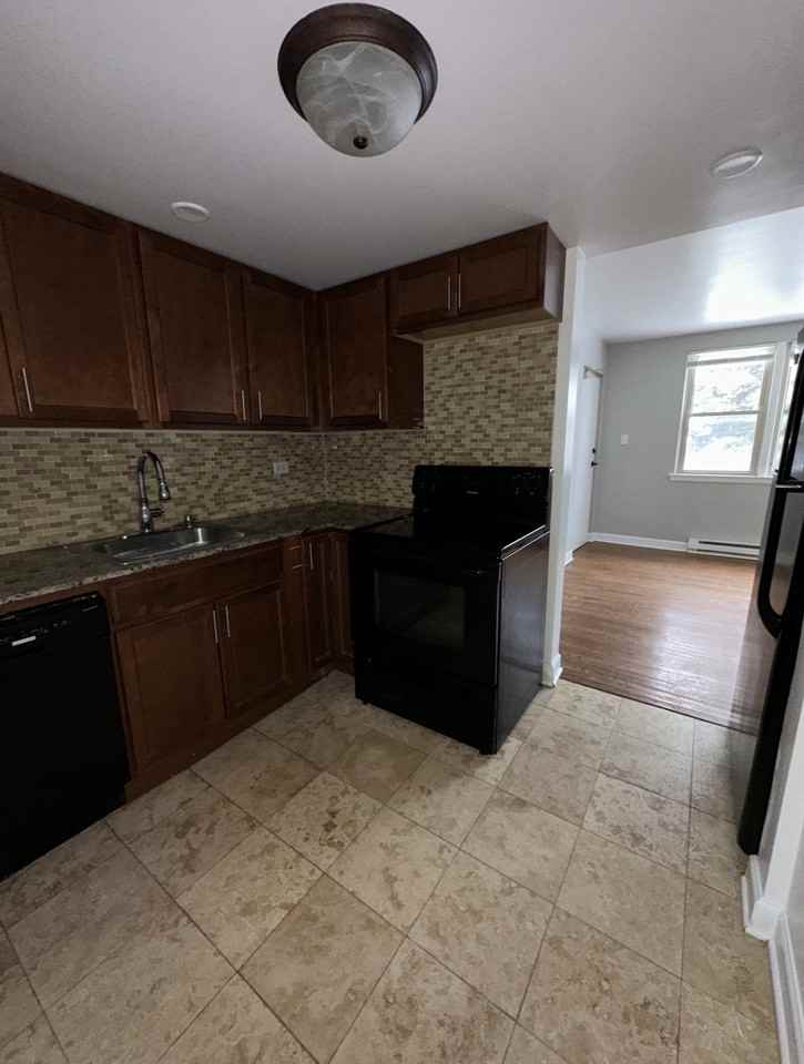 7624 N Milwaukee Ave #0 - Photo 3 of 8