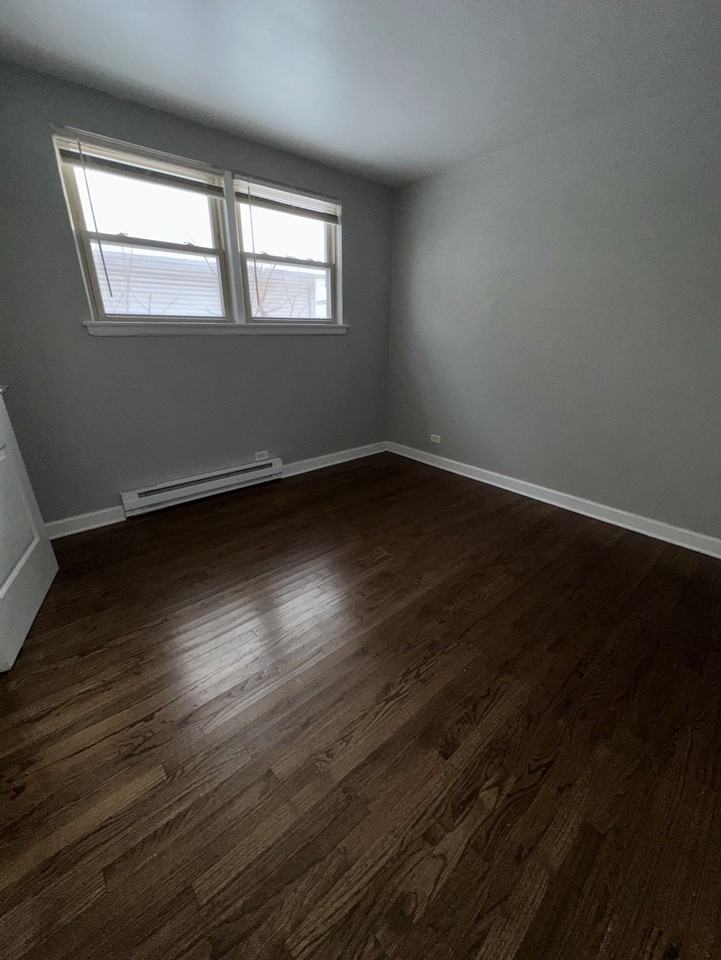 7624 N Milwaukee Ave #0 - Photo 5 of 8