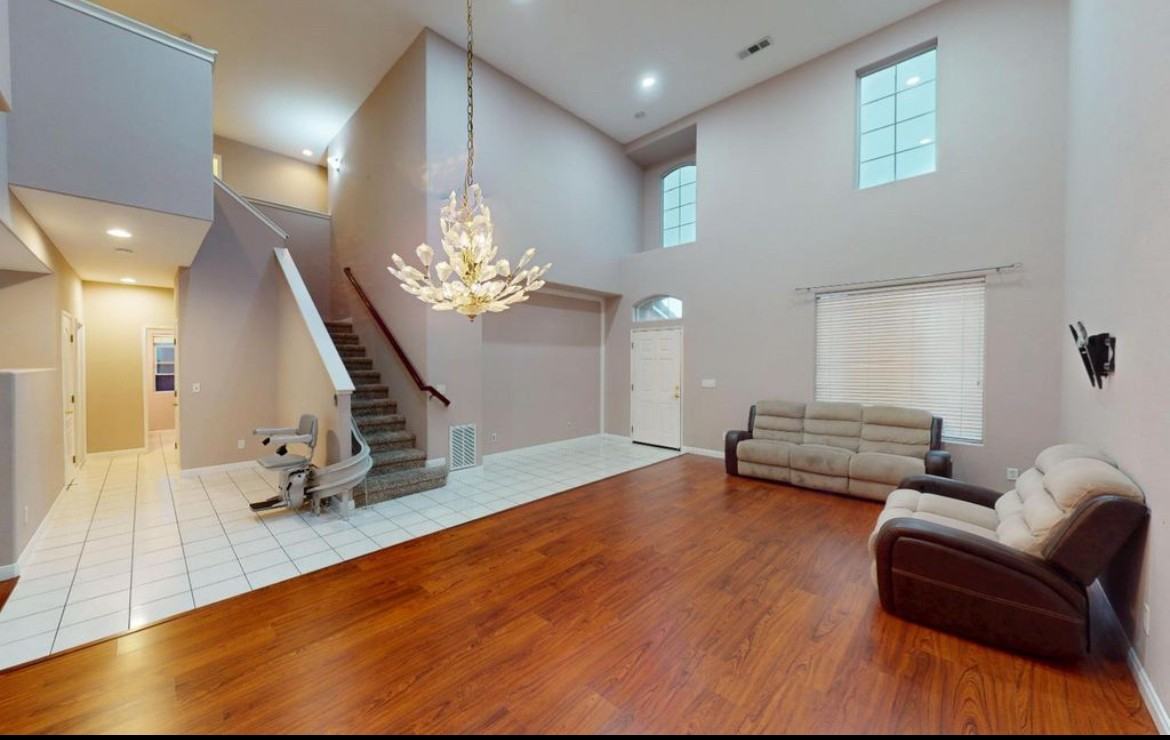 2638 E Skyview Ave #NA - Photo 4 of 22