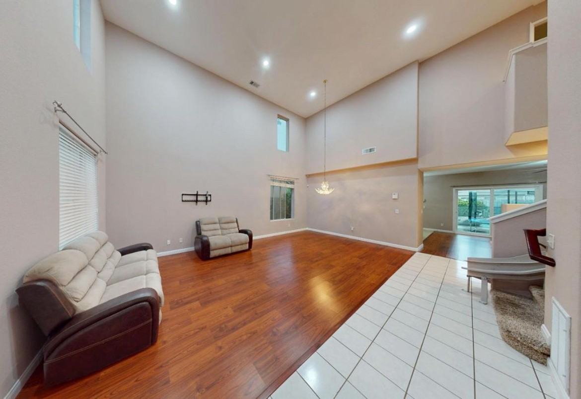 2638 E Skyview Ave #NA - Photo 5 of 22