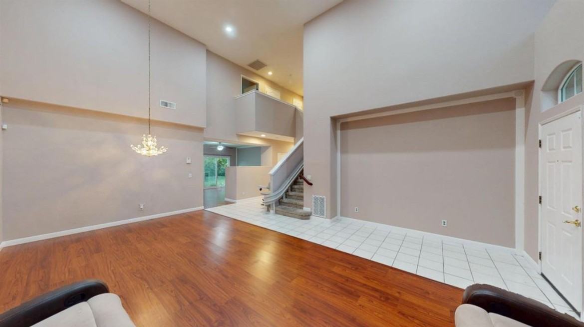 2638 E Skyview Ave #NA - Photo 6 of 22