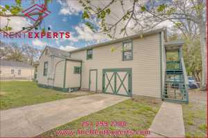 featured image of 1013 1013 Elmira Street - B - Garage