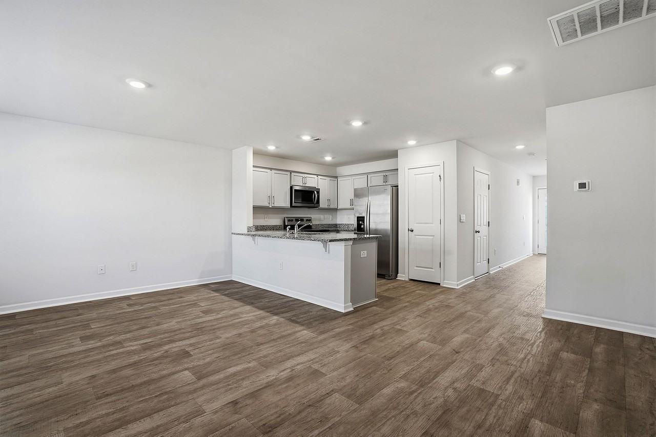 131 March Creek Dr - Photo 6 of 28