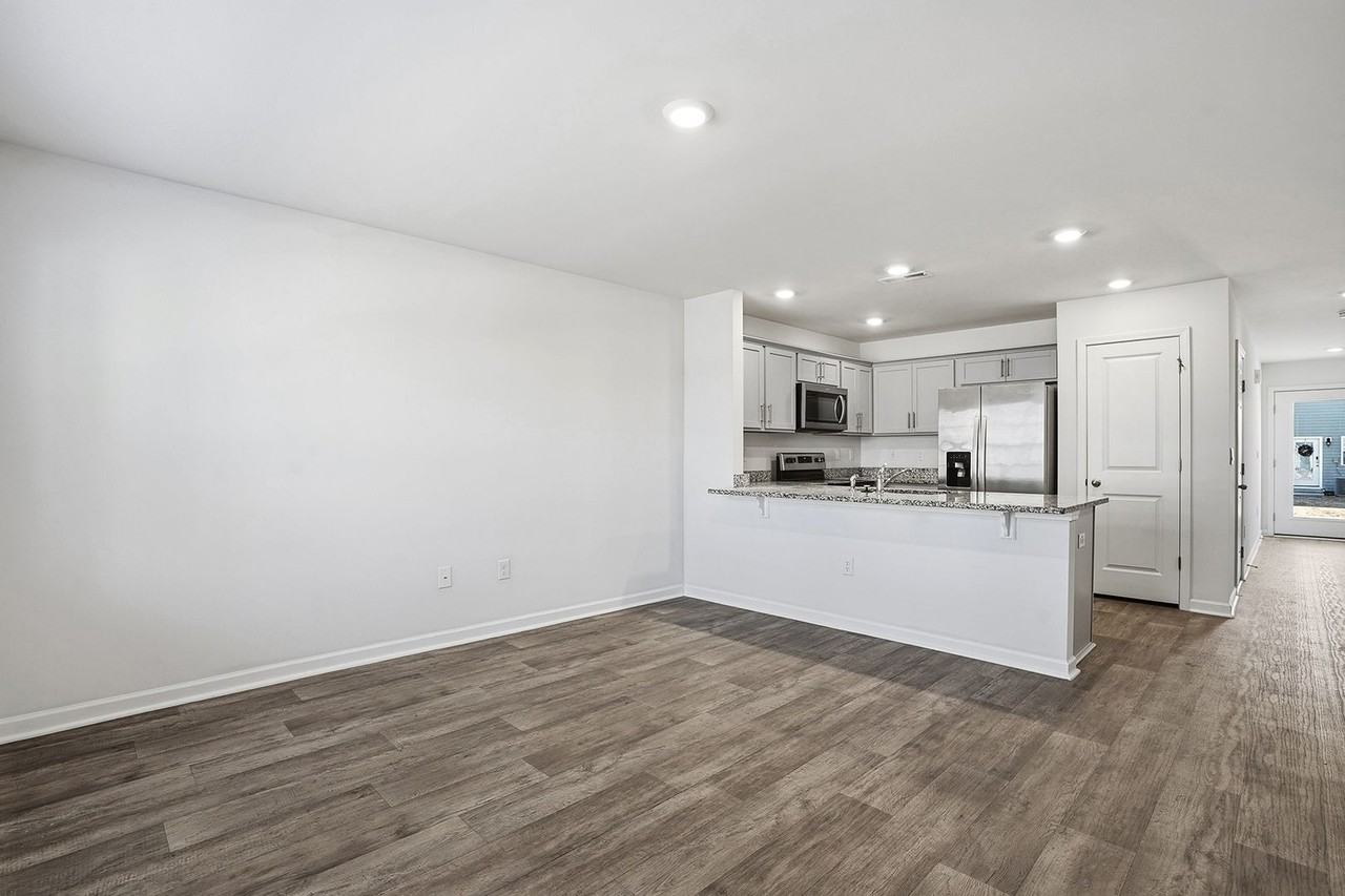 131 March Creek Dr - Photo 7 of 28