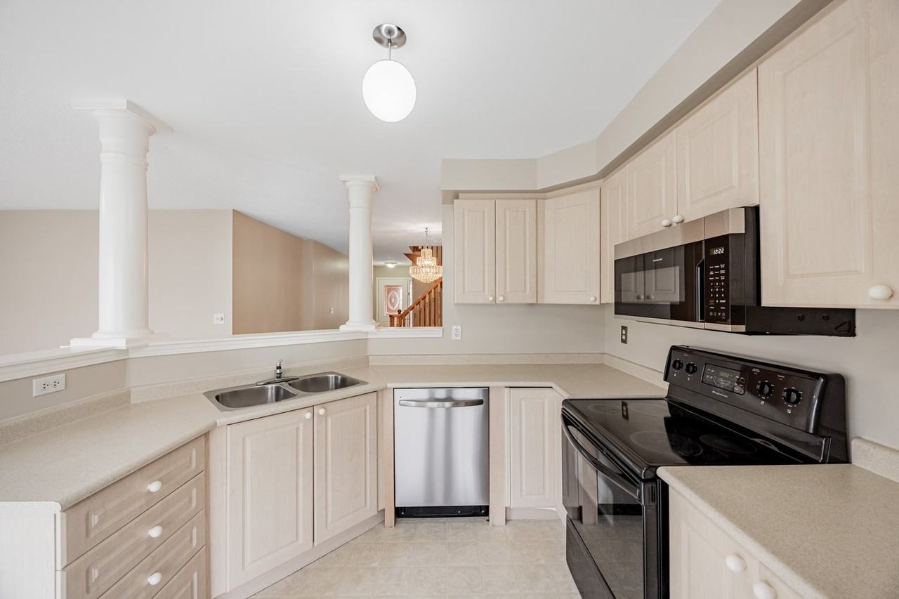 744 Edwards Avenue - Photo 5 of 21