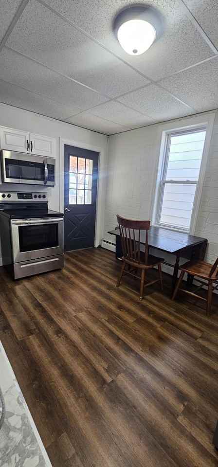 305 Haven Street - Photo 7 of 17