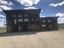 featured image of 16 Reflection Way #1