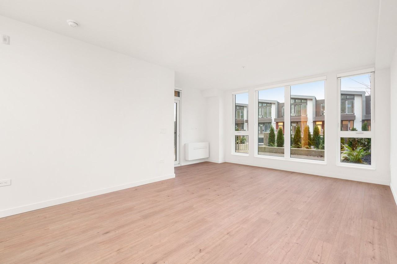 1504 Scott Crescent #1st floor - Photo 5 of 40