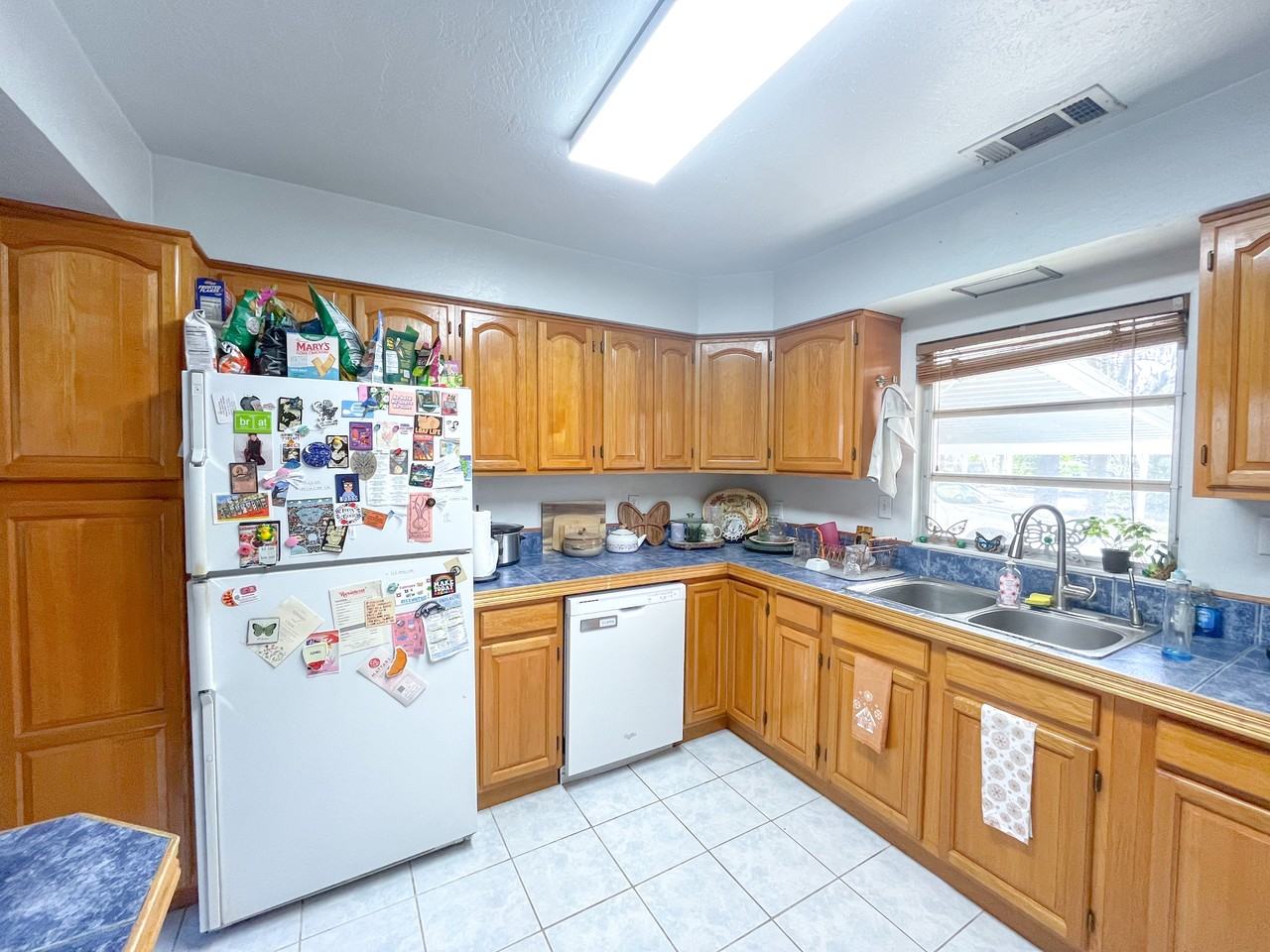 4018 Nw 10th Ave #1 - Photo 6 of 15