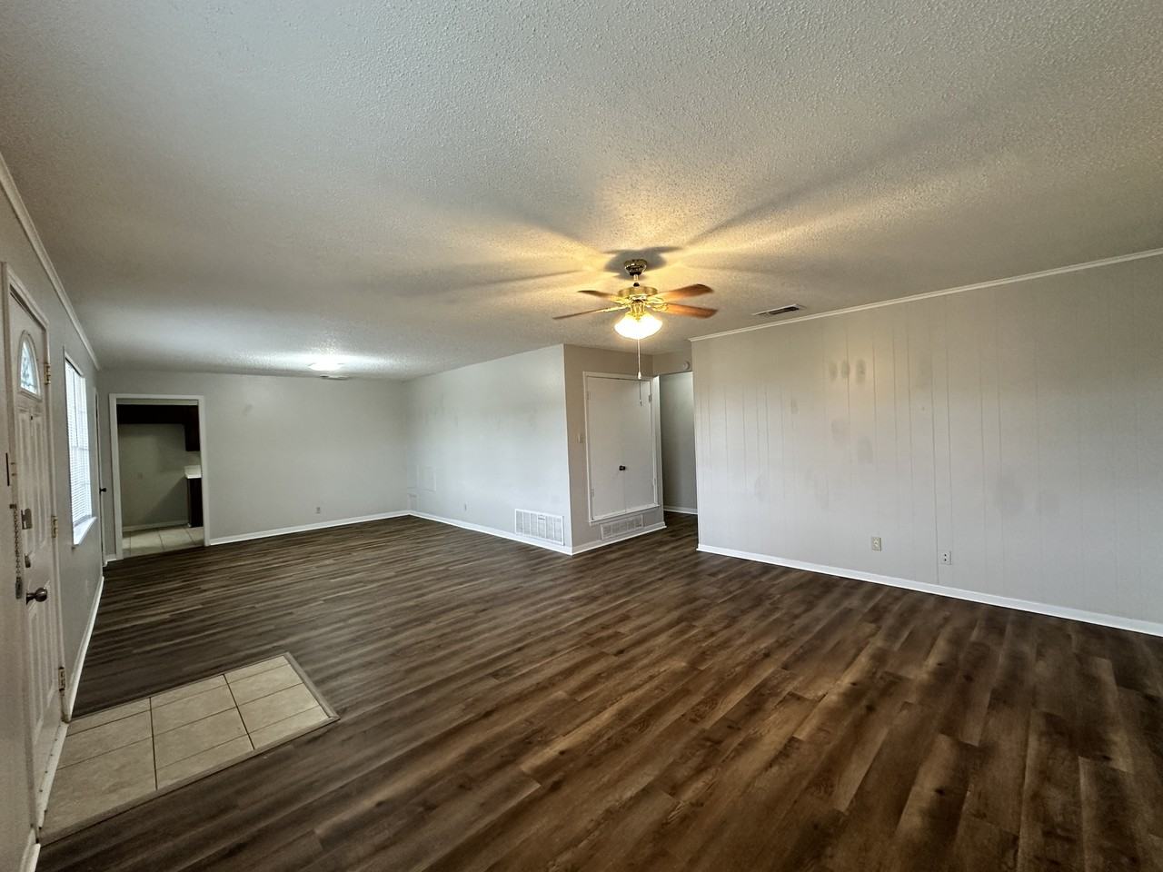 407B Maple St #407B - Photo 2 of 24