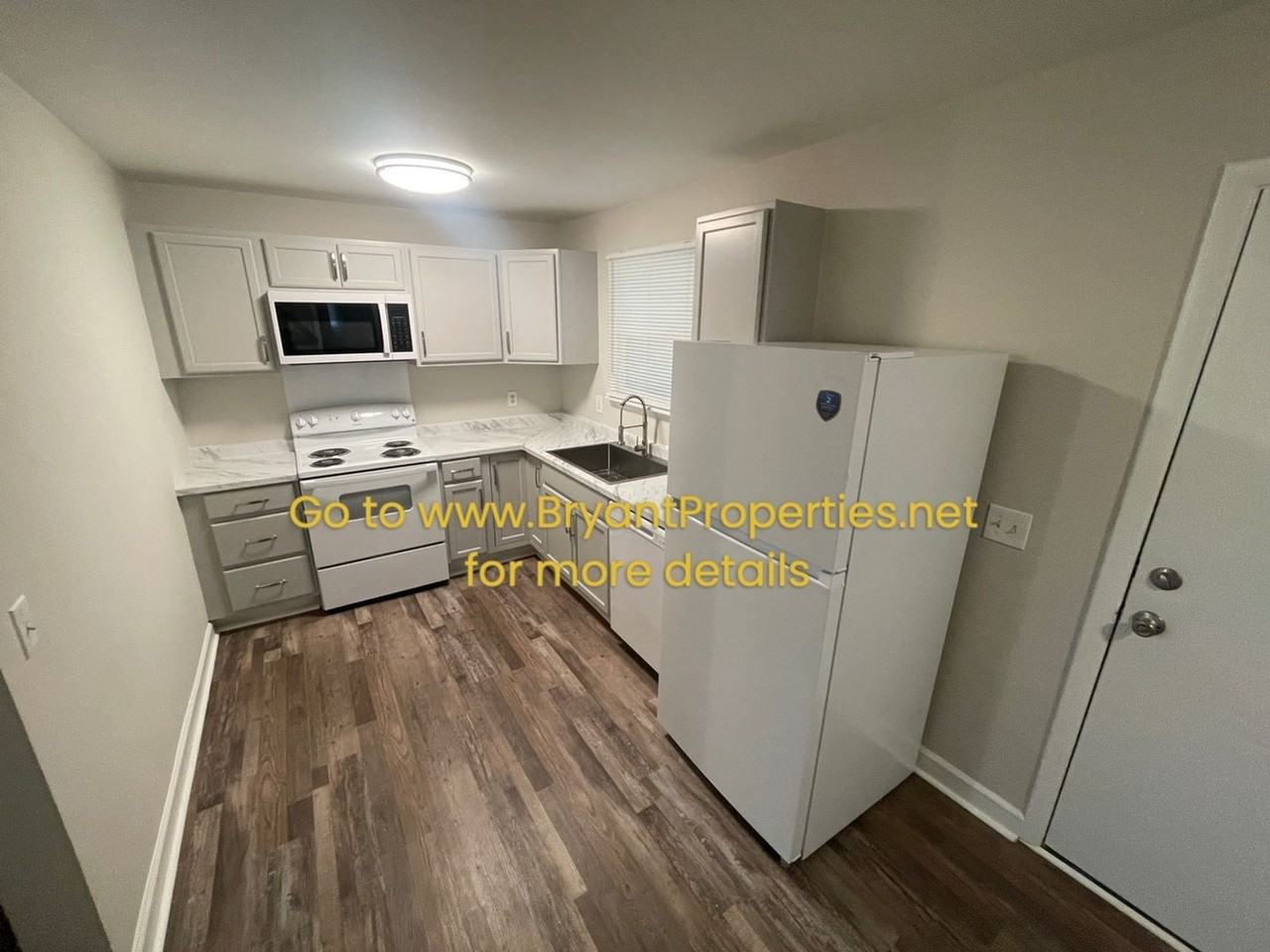 4010 4010 Meadow Road - Meadow Road - Photo 4 of 21