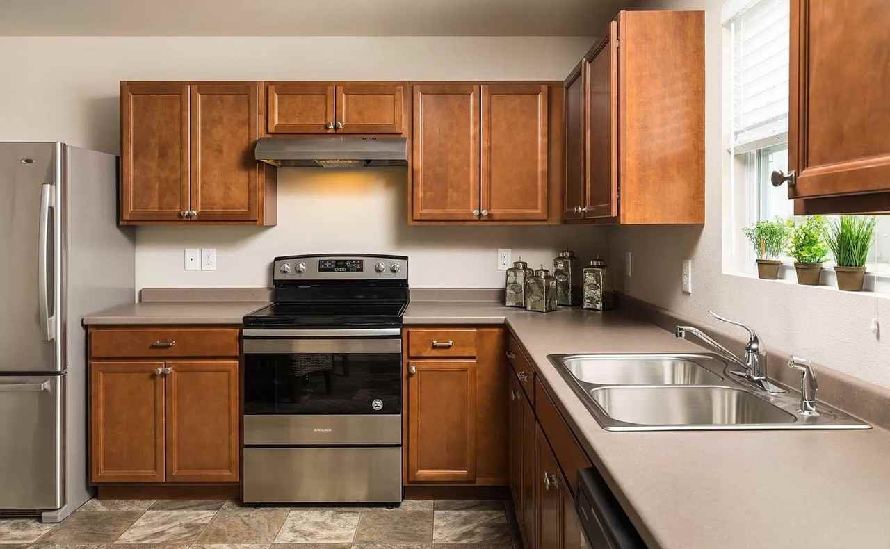 101 Grandview - Photo 2 of 22