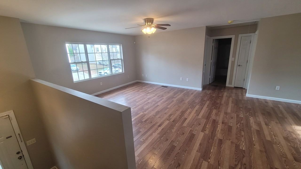 1000 Arbor Greene Dr - Photo 4 of 17