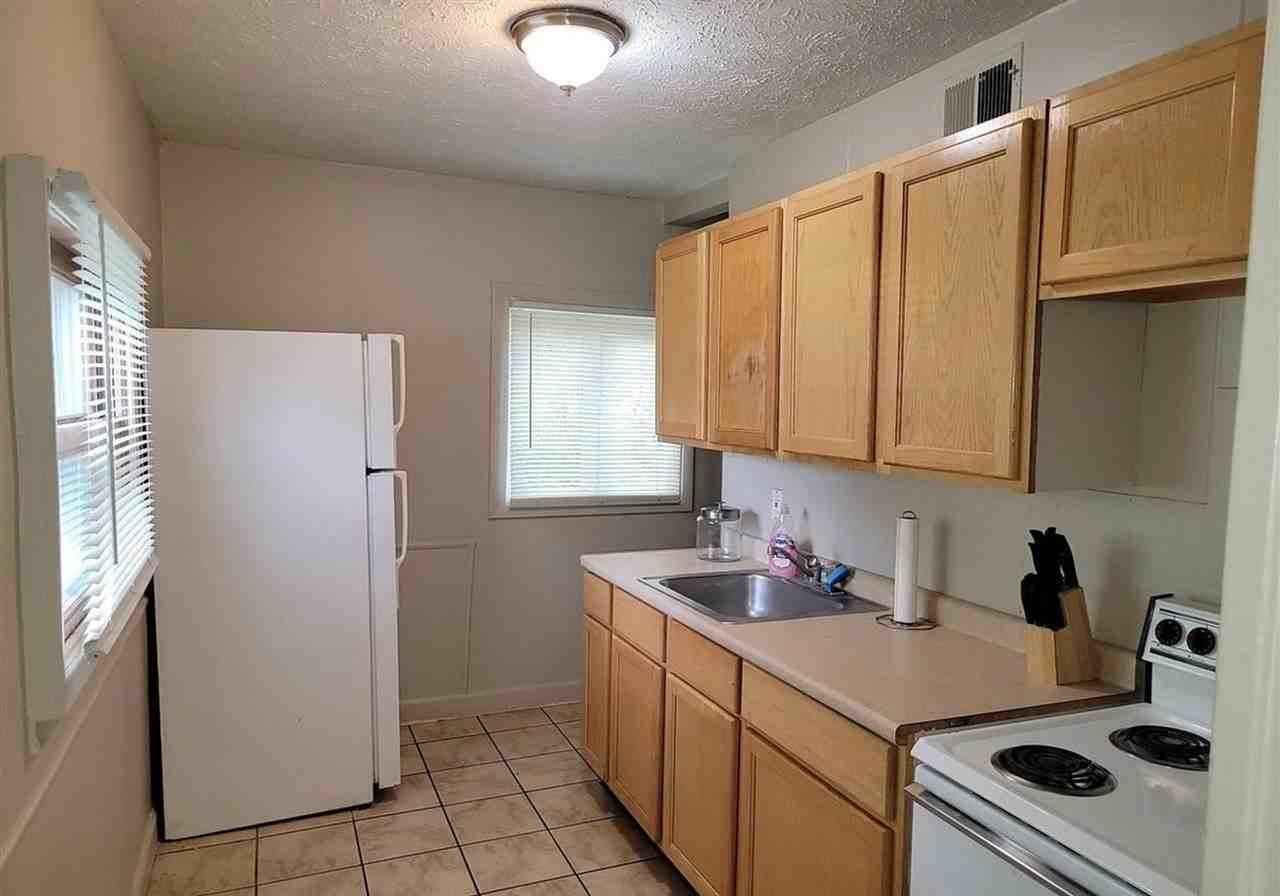 2008 John A Creighton Blvd - Photo 6 of 10