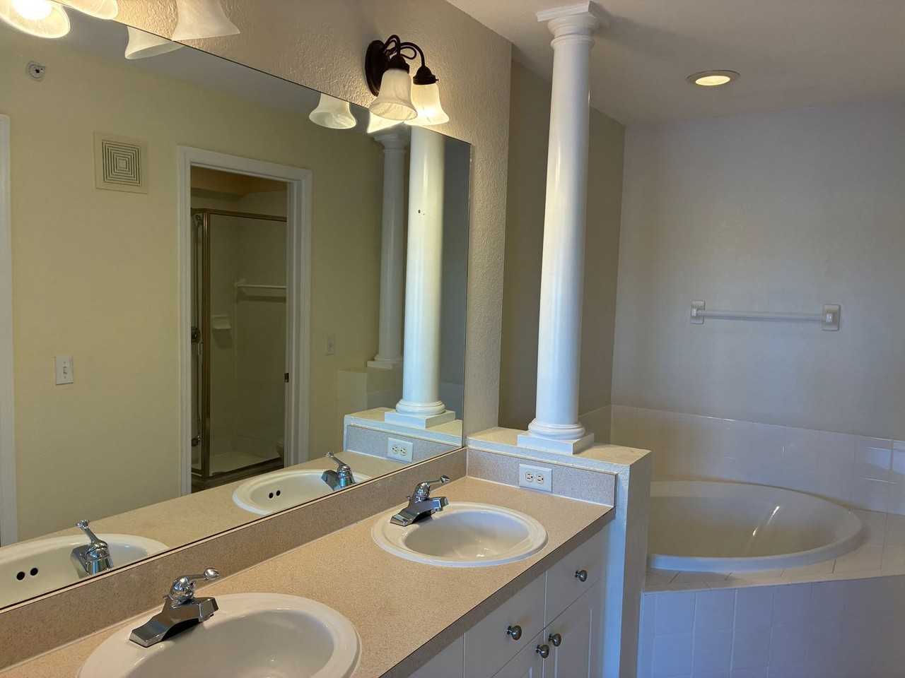 2681 Emerald Lake Ct - Photo 5 of 8