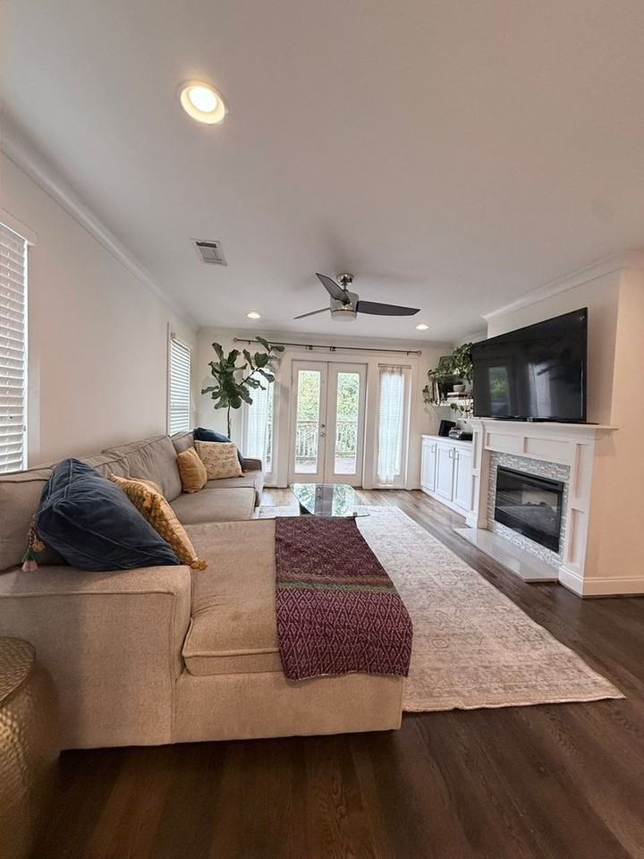 1753 Flat Shoals Rd Se - Photo 5 of 14