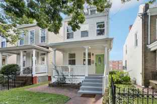 908 Longfellow St Nw - Photo 1 of 1