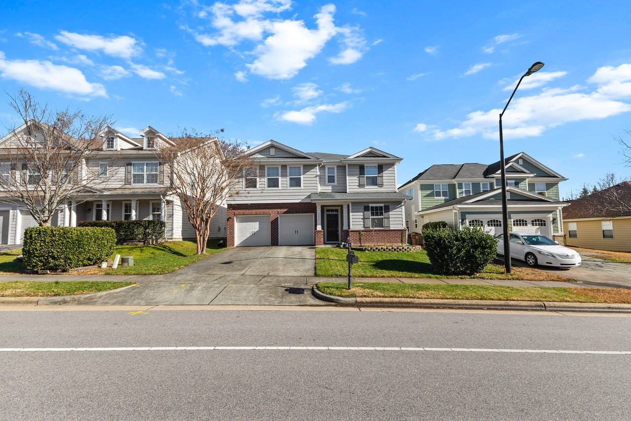 5023 Lake Grove Blvd #1 - Photo 2 of 50