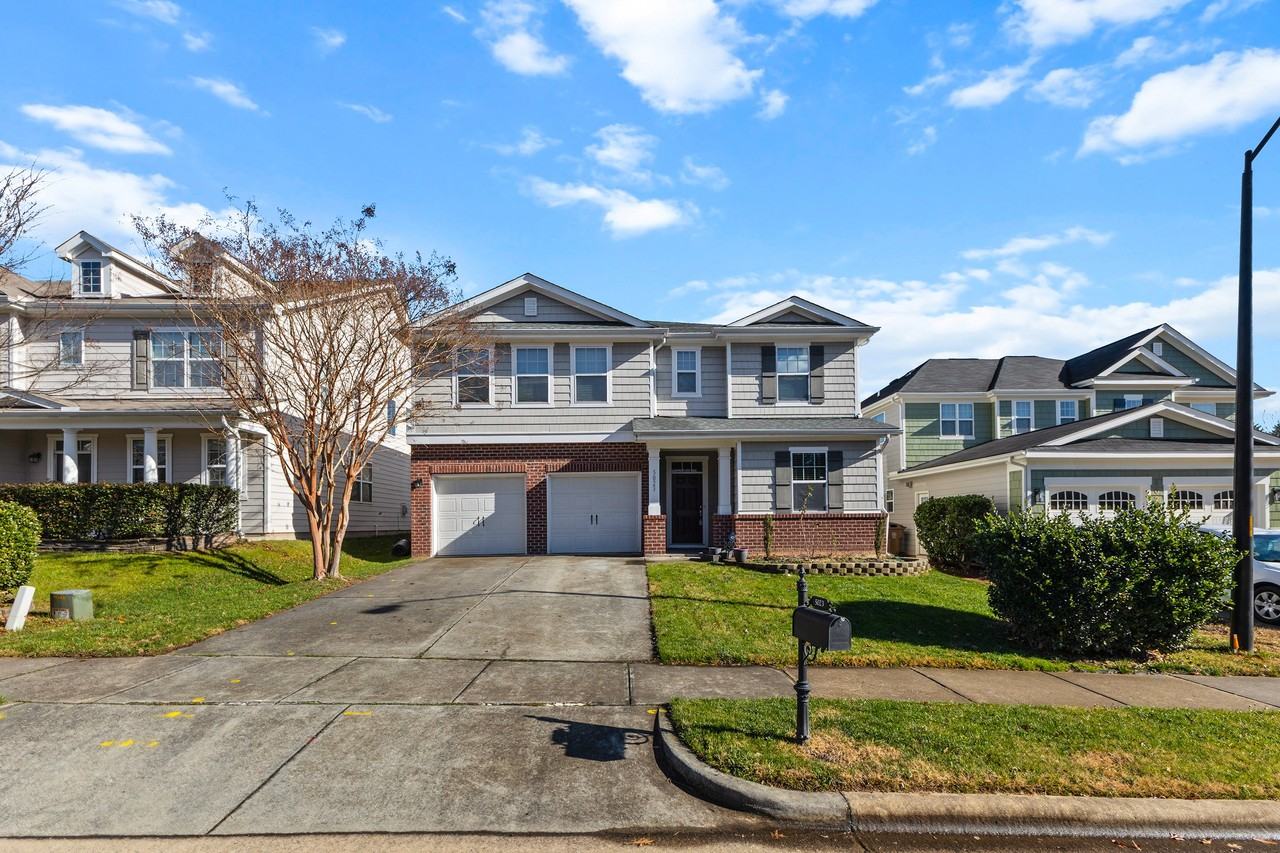 5023 Lake Grove Blvd #1 - Photo 3 of 50