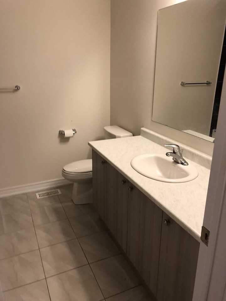 68 Great Gabe Cres #FULL - Photo 4 of 20