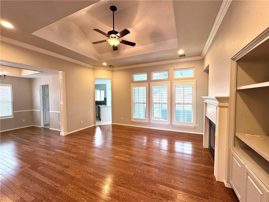 408 N 39th St - Photo 2 of 26