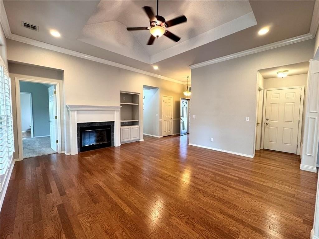 408 N 39th St - Photo 3 of 26