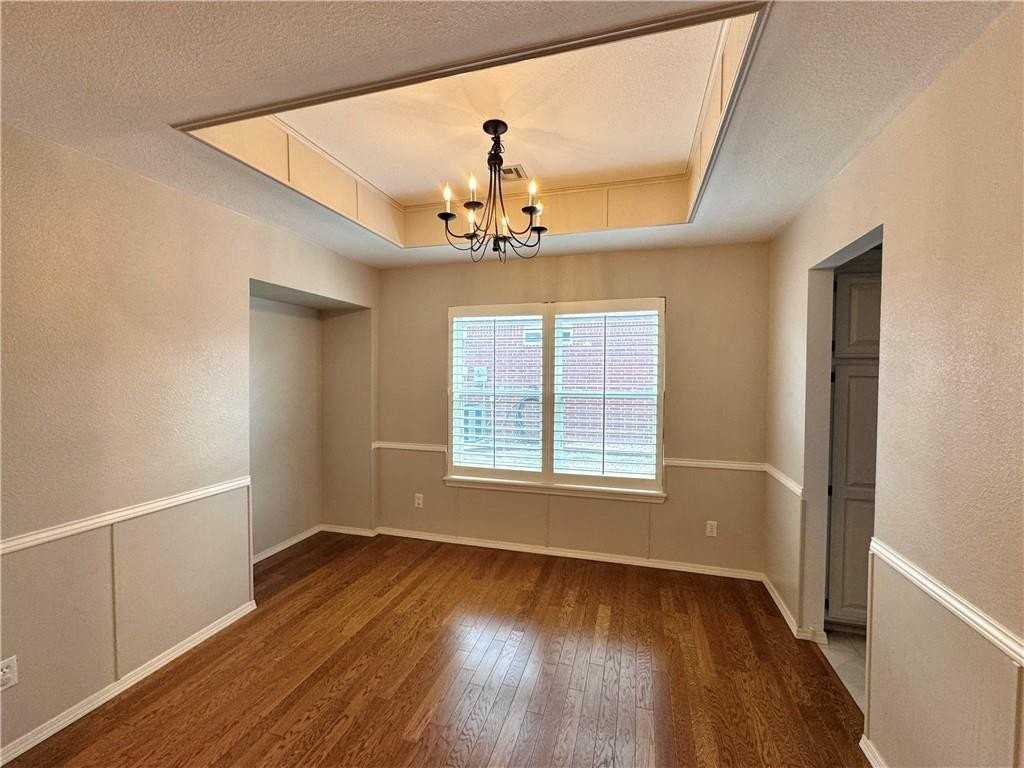 408 N 39th St - Photo 5 of 26