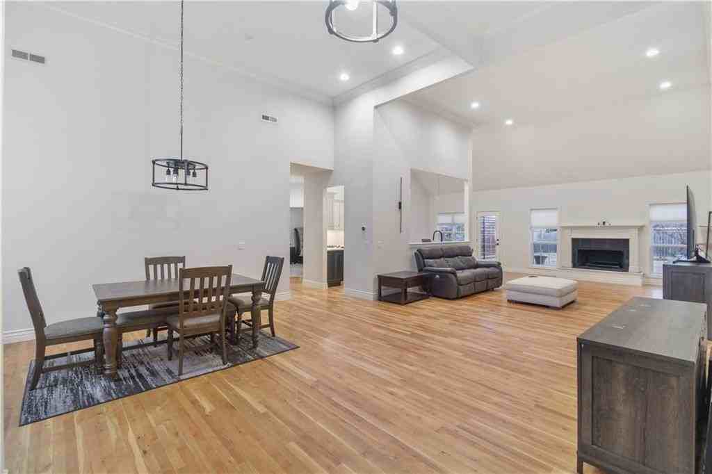 4313 W Arlington Dr - Photo 3 of 20