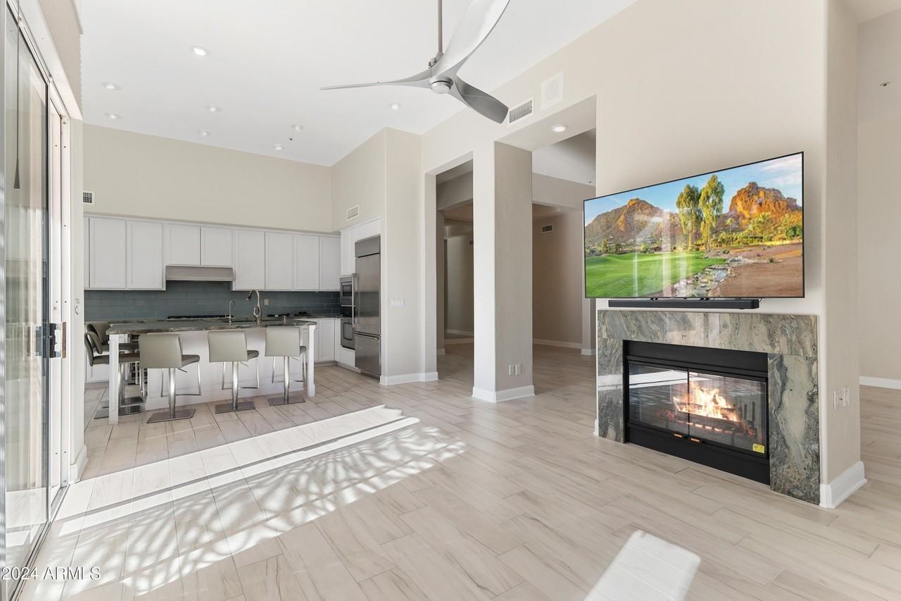 11811 E Terra Dr - Photo 5 of 26