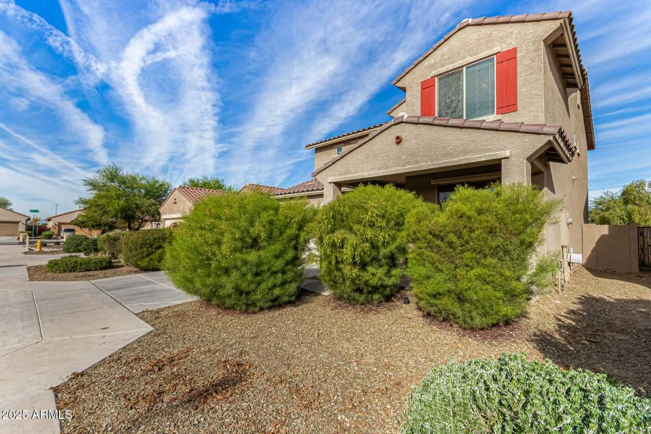 6240 W Evergreen Rd - Photo 5 of 35