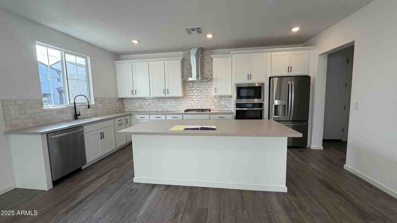 26327 N 24th Gln - Photo 3 of 28