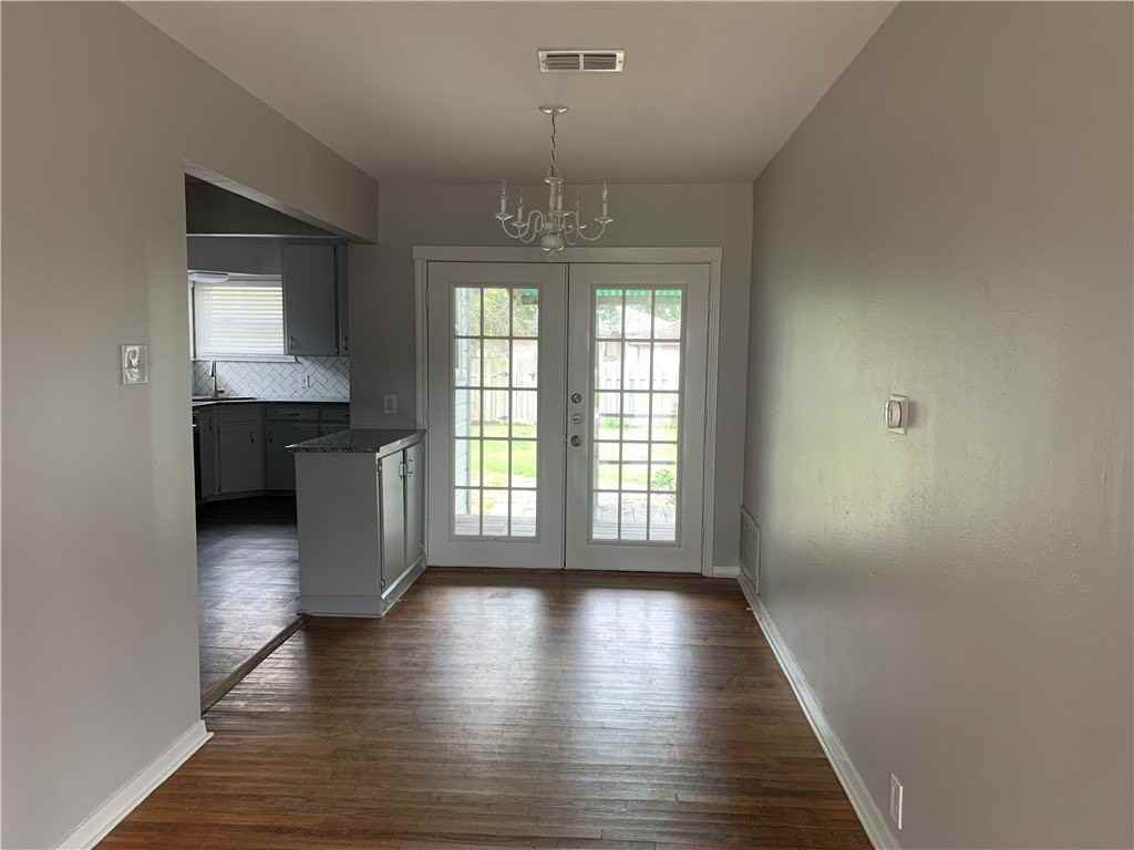 726 Sheridan Dr - Photo 2 of 8