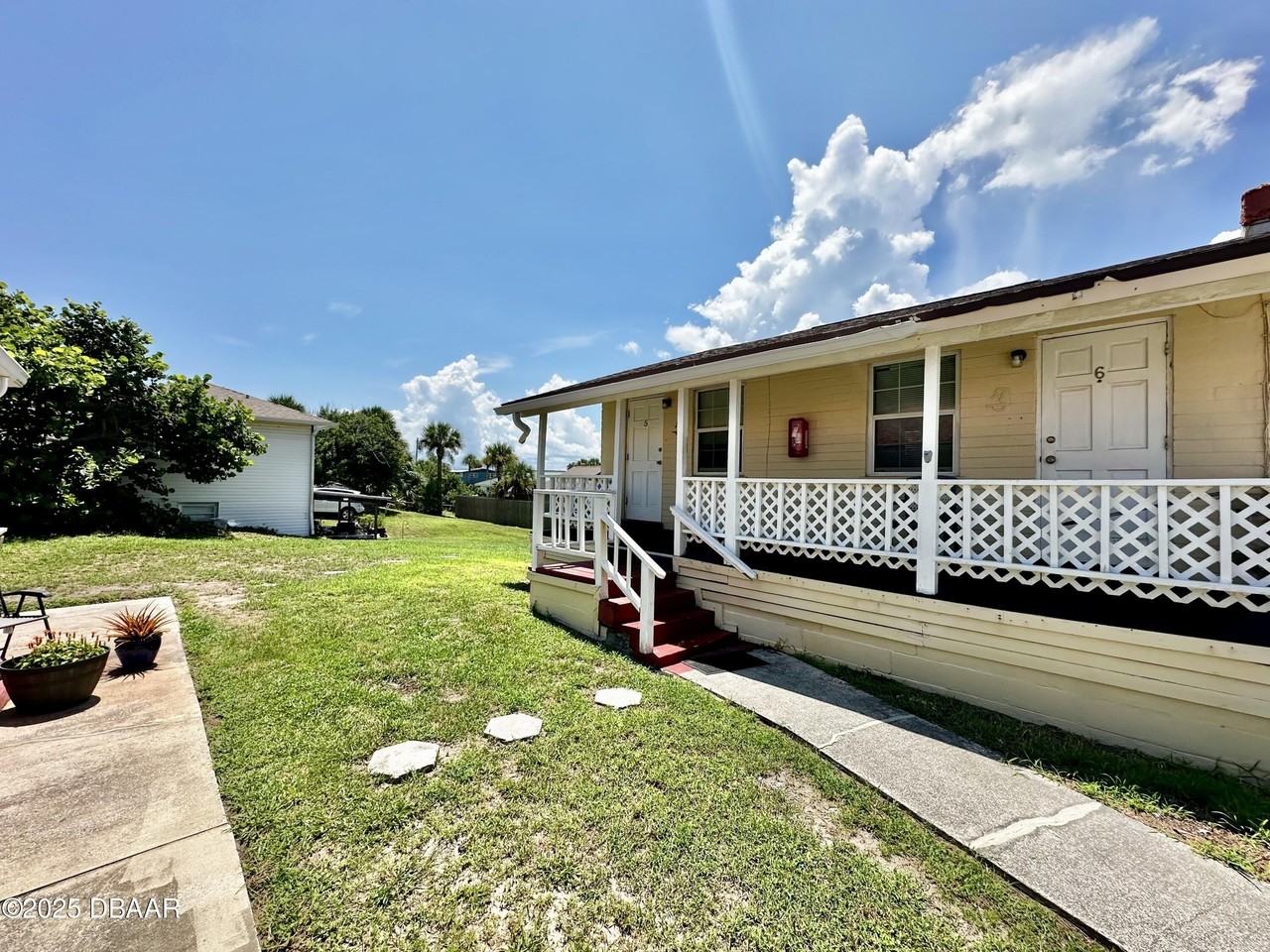 3226 S Atlantic Ave Unit 5 #5 - Photo 2 of 7