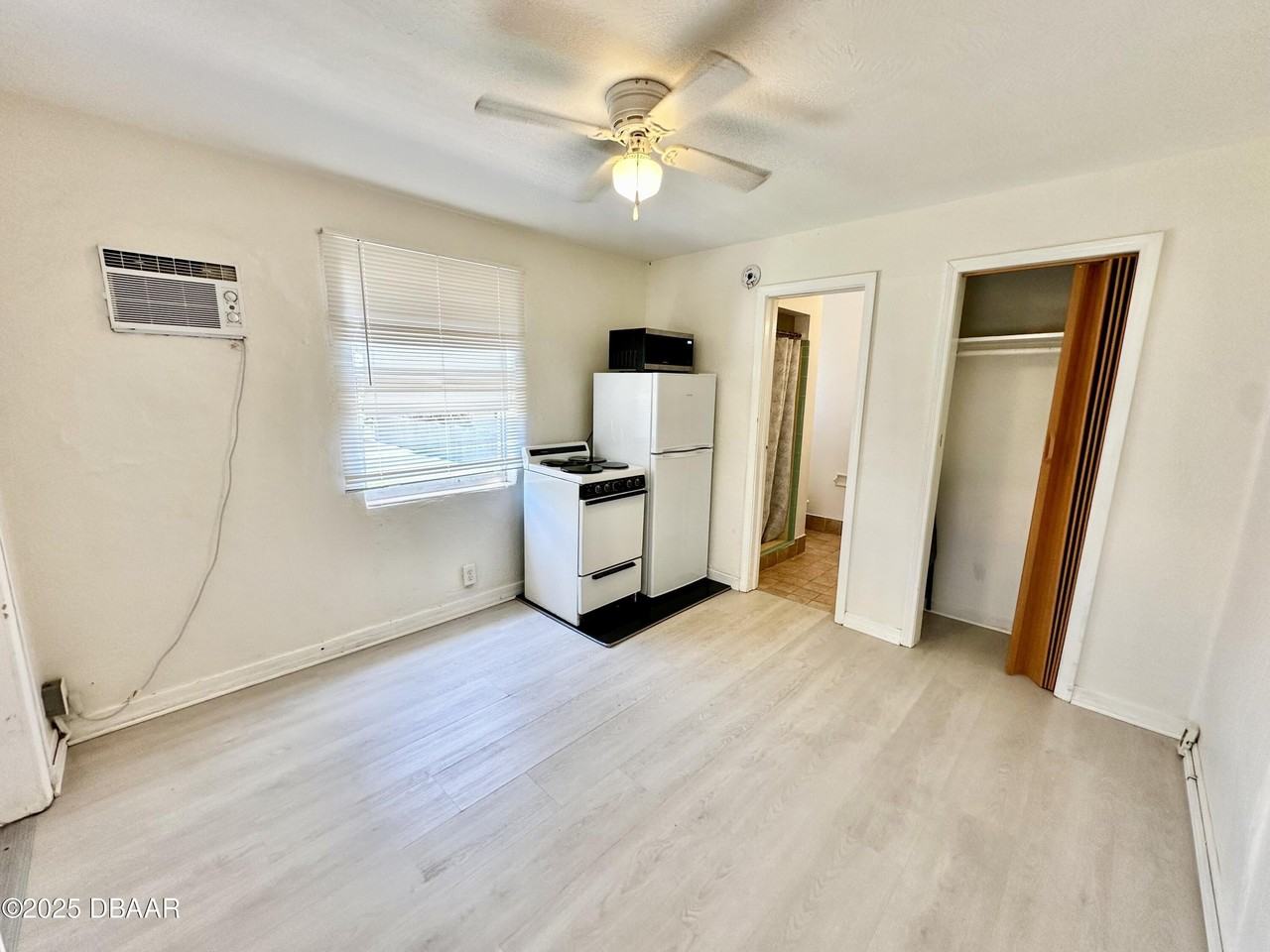 3226 S Atlantic Ave Unit 5 #5 - Photo 4 of 7