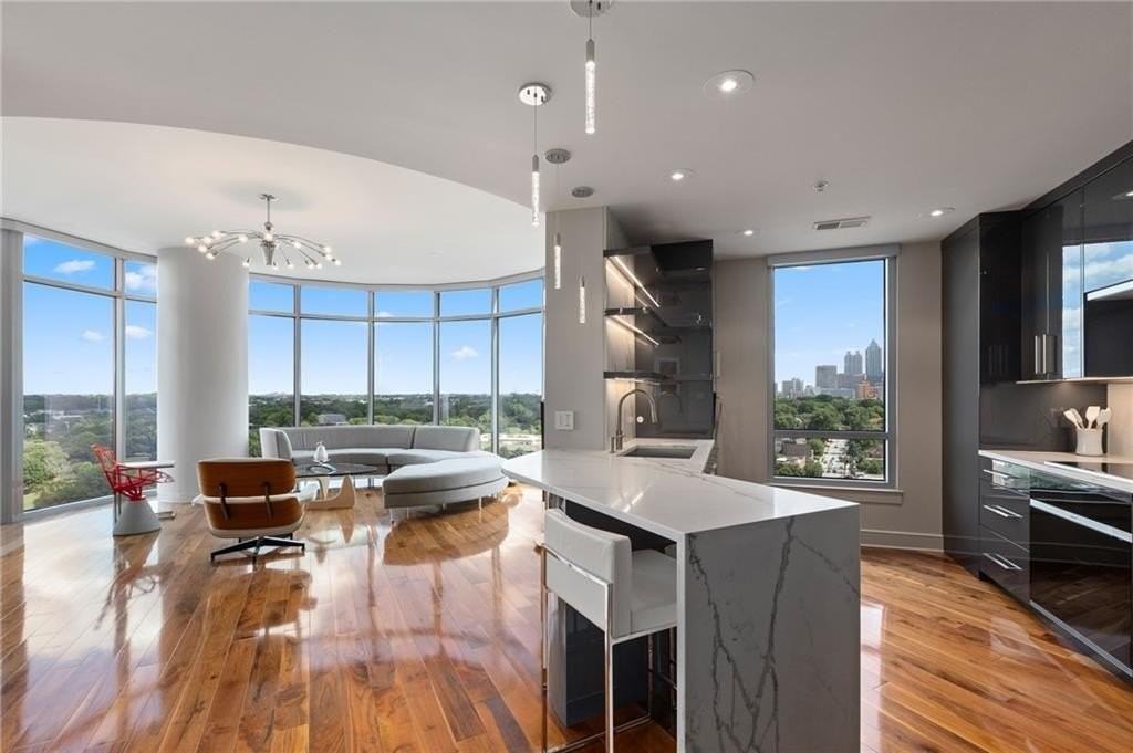 222 12th St Ne Unit 1806 #1806 - Photo 4 of 41