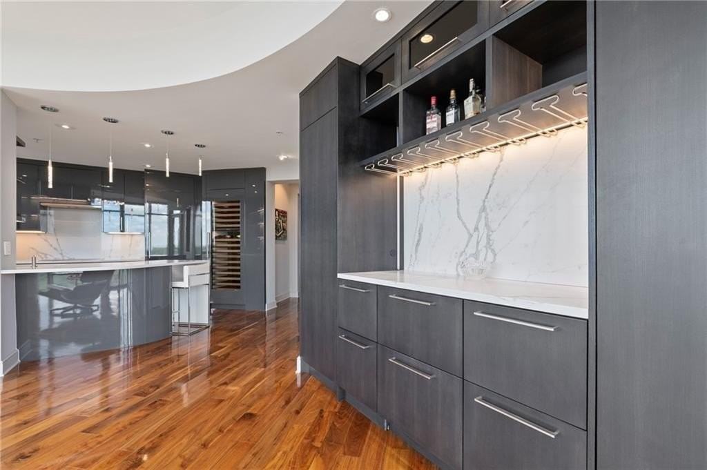 222 12th St Ne Unit 1806 #1806 - Photo 5 of 41