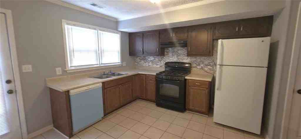 1380 Kennesaw Trace Ct Nw - Photo 5 of 16