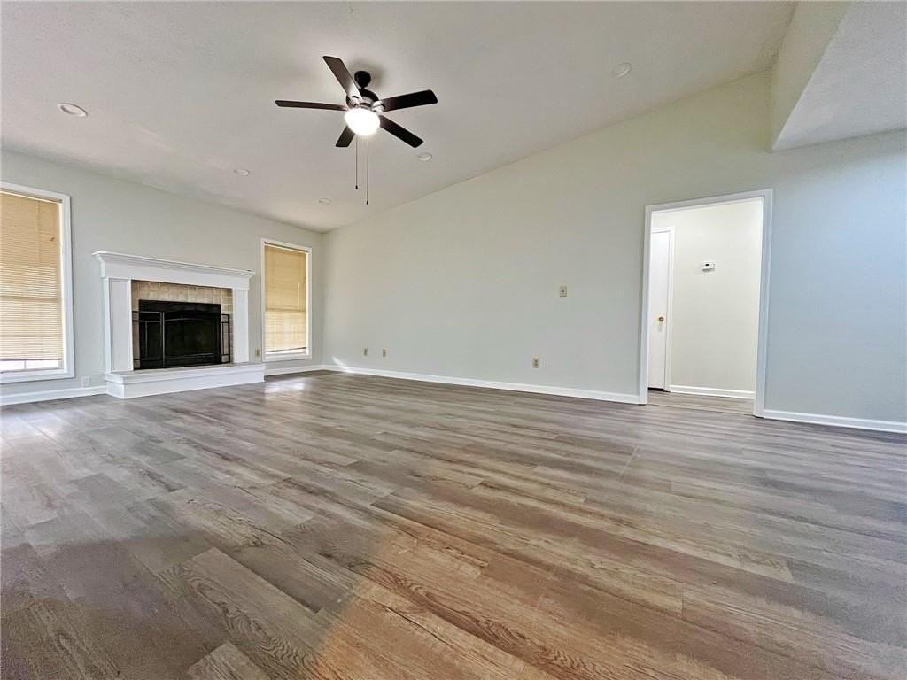 11250 Ridge Hill Dr - Photo 6 of 27