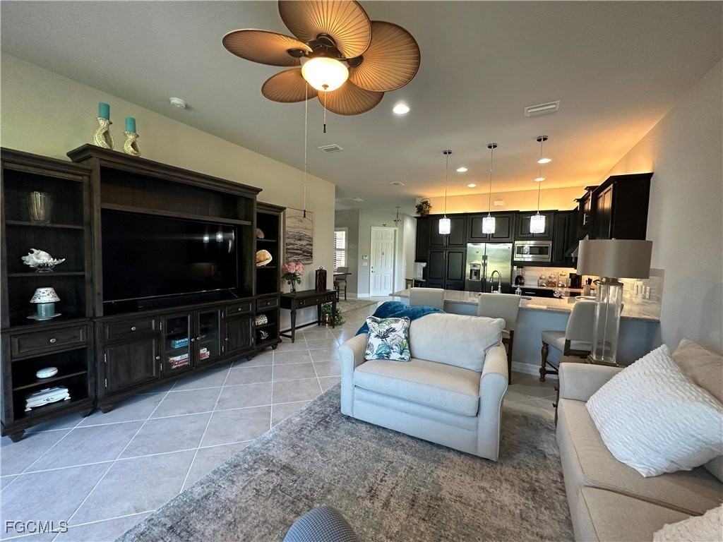 11916 Five Waters Cir - Photo 7 of 22