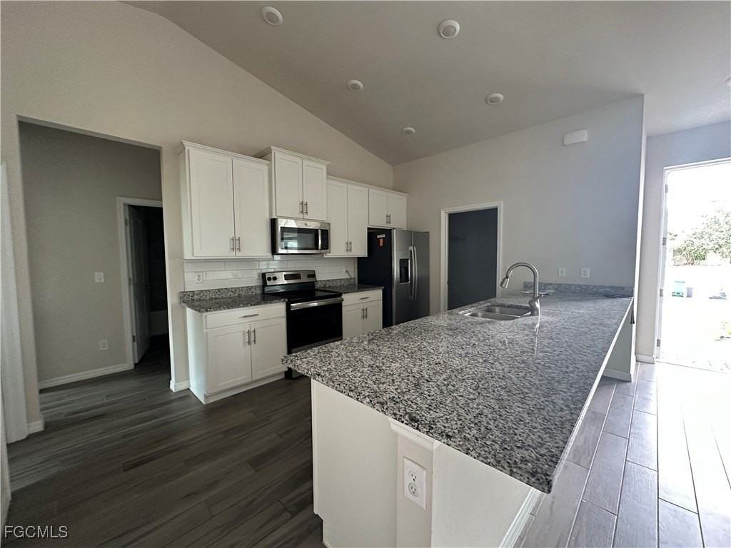 1717 Nw 6th Ave - Photo 5 of 20