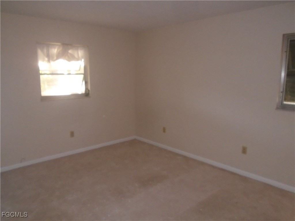 991 April Ln - Photo 6 of 16