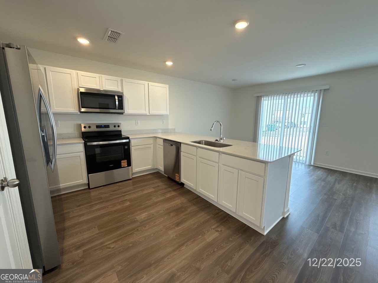 487 Grand Magnolia St - Photo 3 of 18