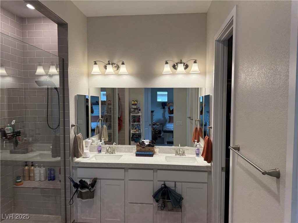 815 Eaton Falls St - Photo 3 of 13