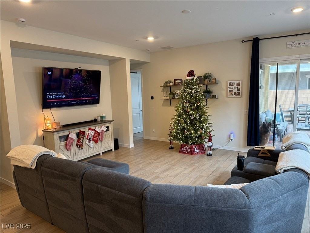 815 Eaton Falls St - Photo 4 of 13