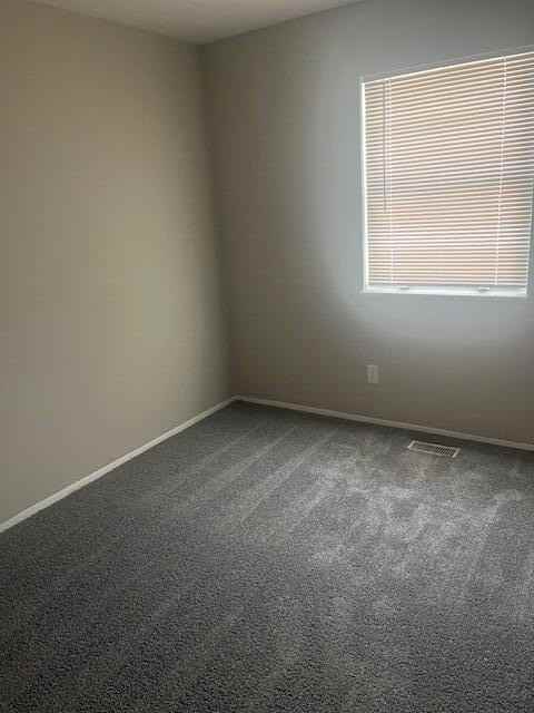 310 Admiral Ave Apt 4 #4 - Photo 6 of 7